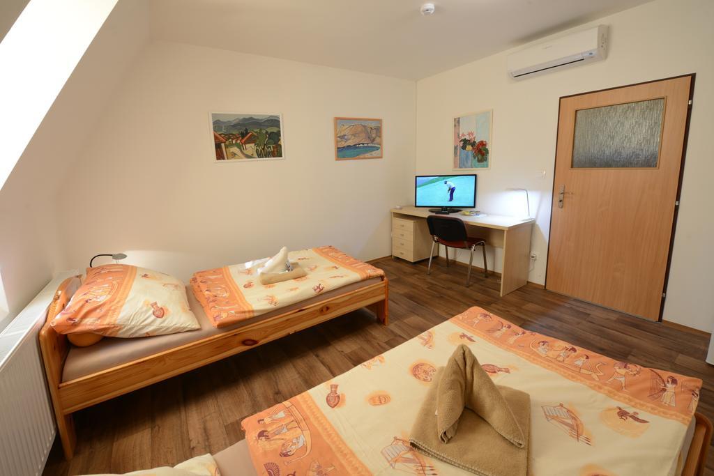 Apartament Skolici Stredisko Abena S Ubytovanim Ostrawa Zewnętrze zdjęcie
